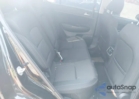 2020 Kia Sportage Lx z USA, uszkodzony, nr VIN KNDPM3AC7L7743070